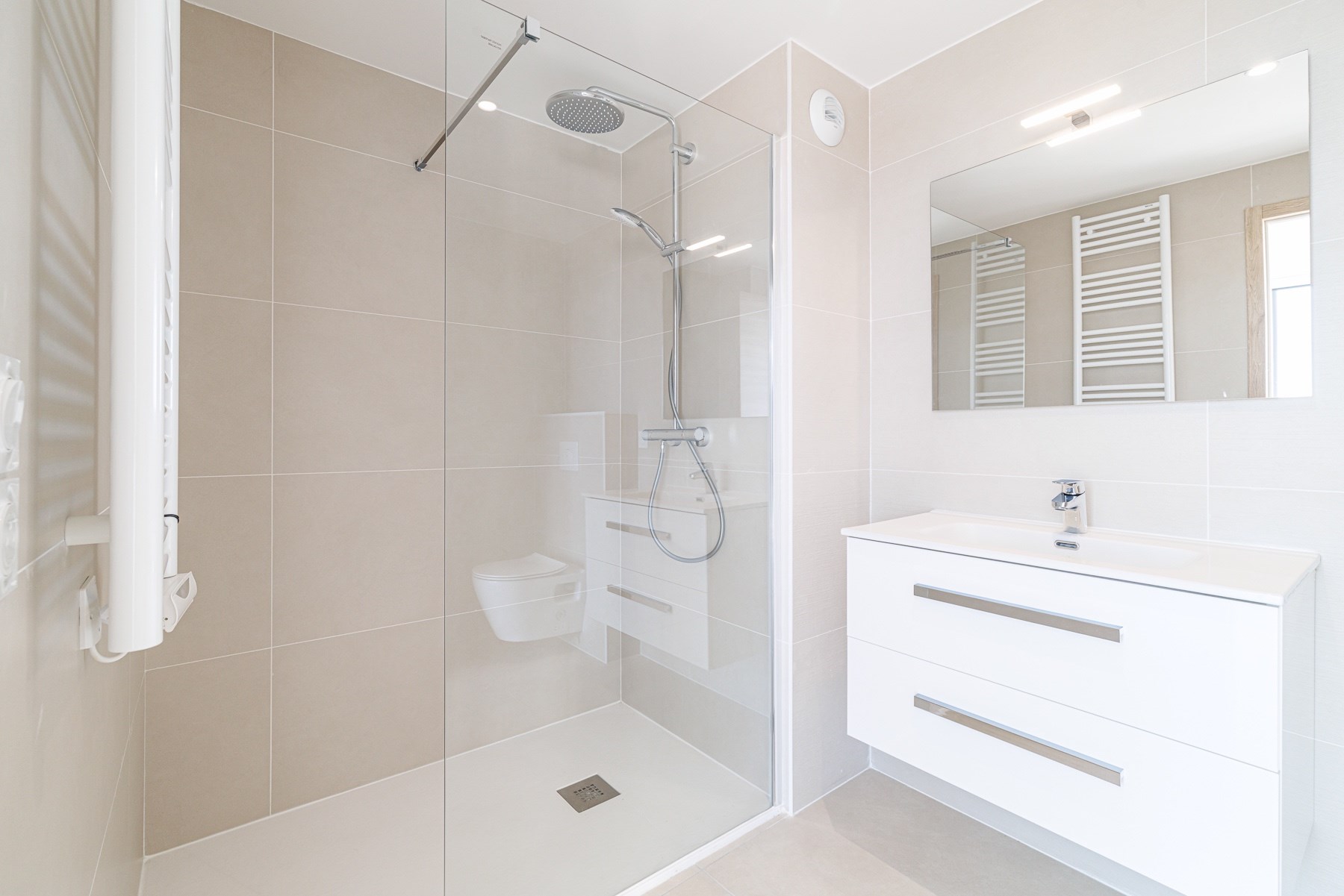  Beausoleil three bedroom apartment 134 sqm top floor private rooftop terrace ne… - 物件實景