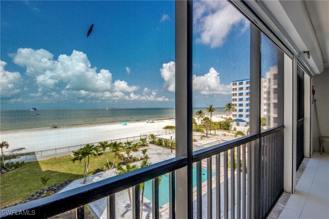 Fort Myers Beach, Florida, 33931, United States, 3 Bedrooms Bedrooms, ,2 BathroomsBathrooms,Residential,For Sale,1975122