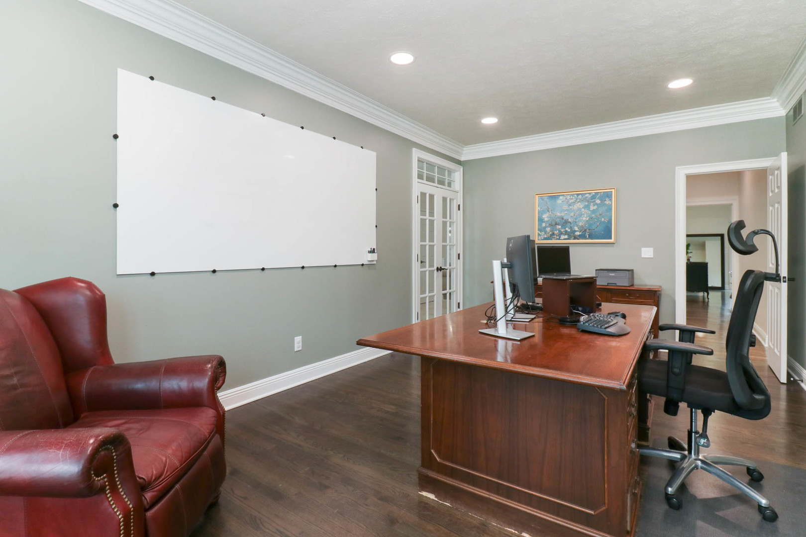 Bloomington, Illinois, 61704, United States, 5 Bedrooms Bedrooms, ,4 BathroomsBathrooms,Residential,For Sale,1991973