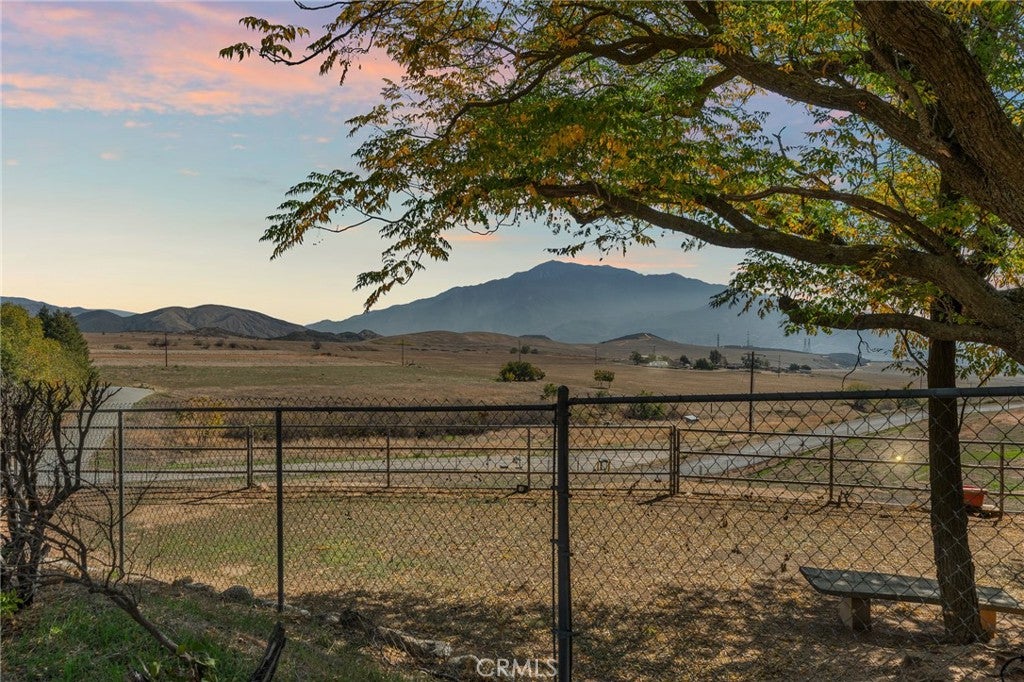 Banning, California, 92220, United States, 6 Bedrooms Bedrooms, ,4 BathroomsBathrooms,Residential,For Sale,1977497