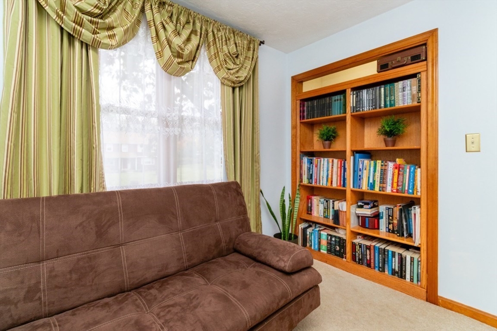 Stoughton, Massachusetts, 02072, United States, 4 Bedrooms Bedrooms, ,3 BathroomsBathrooms,Residential,For Sale,1987663