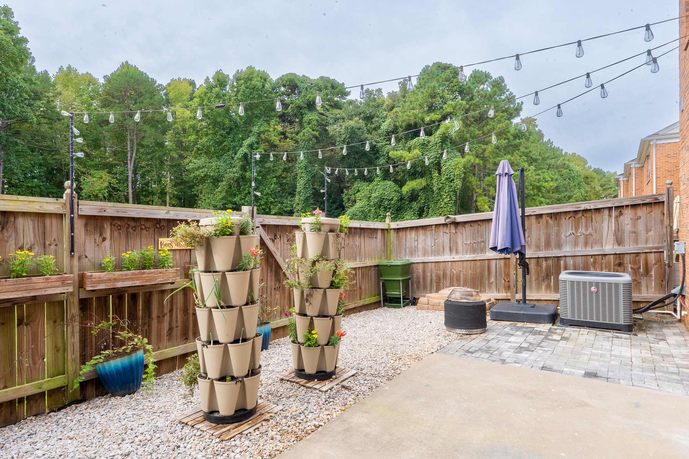  Beautifully Updated Townhome in Desirable Windward/Deerfield Area of Alpharetta - 物件實景