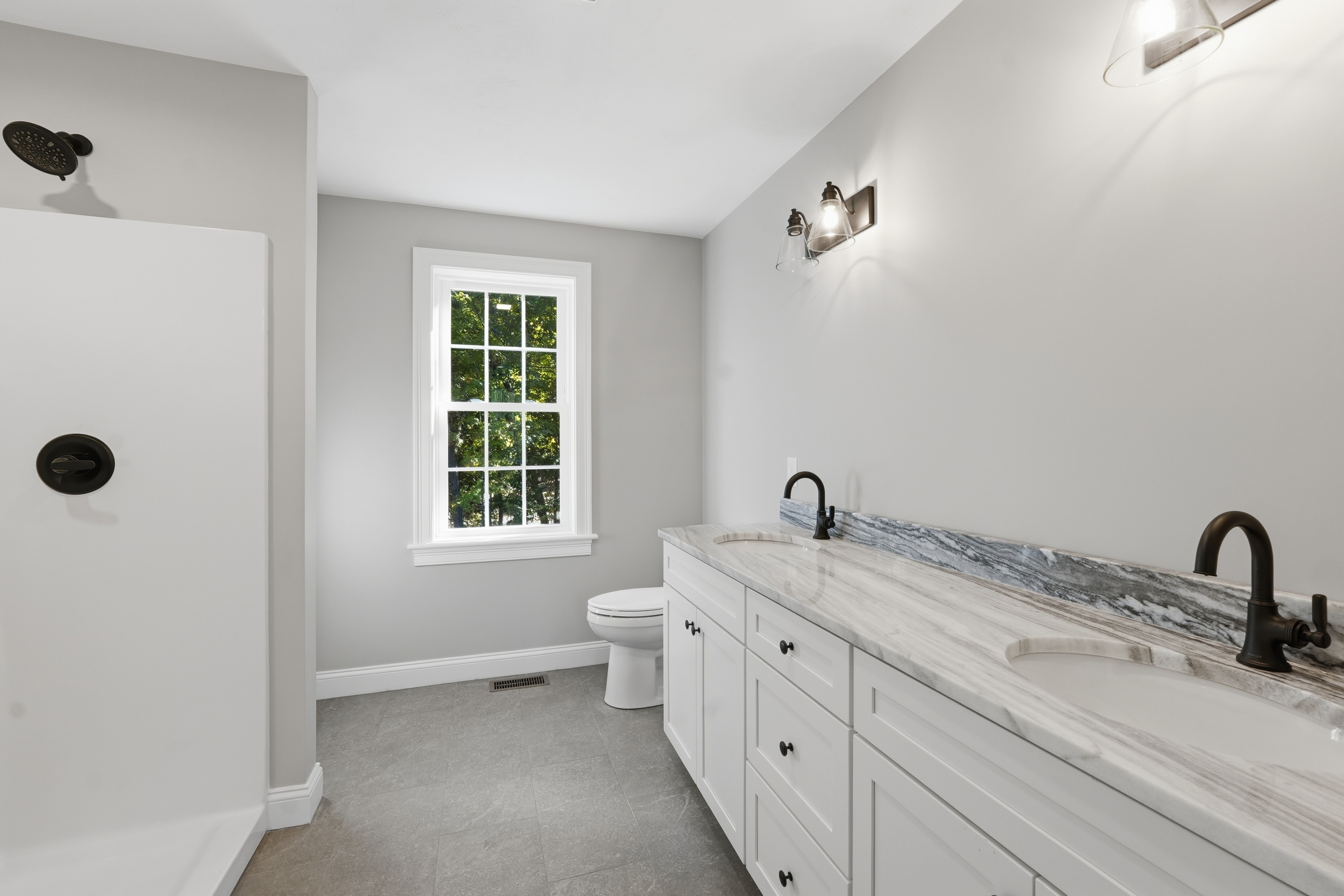  126 Townsend Harbor Road, Lunenburg, MA 01462 - 物件實景
