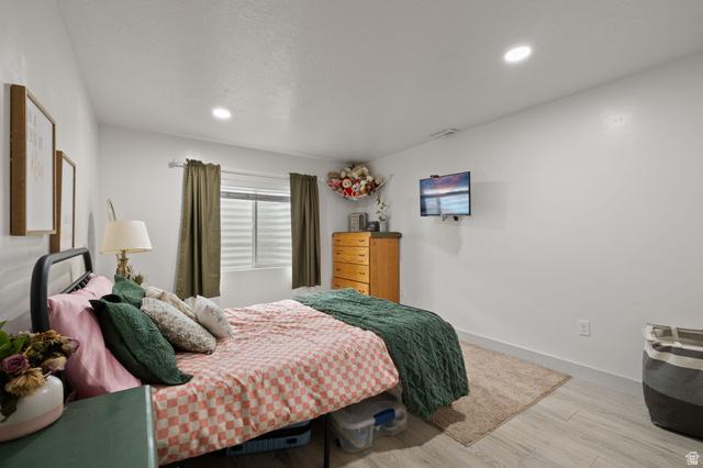 Grantsville, Utah, 84029, United States, 6 Bedrooms Bedrooms, ,4 BathroomsBathrooms,Residential,For Sale,2009662