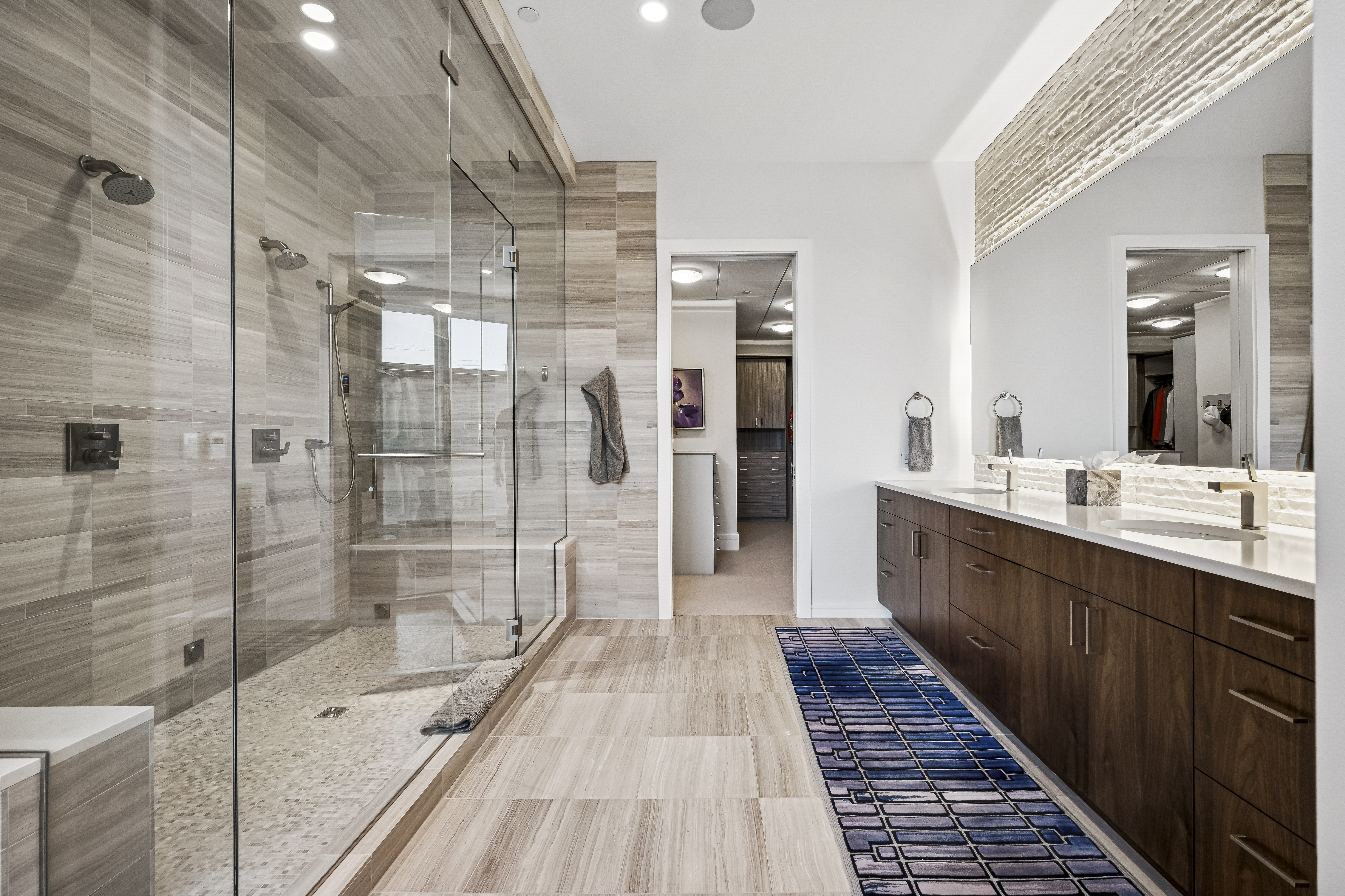  Open-concept floorplan designed for everyday living and large-scale entertaining - 物件實景