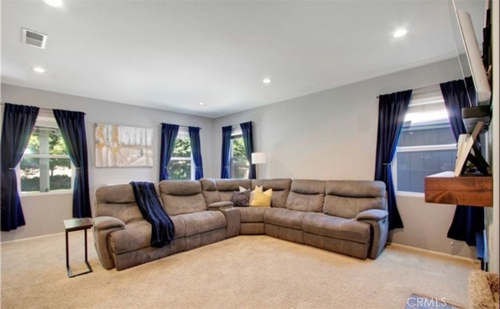 Beaumont, California, 92223, United States, 4 Bedrooms Bedrooms, ,3 BathroomsBathrooms,Residential,For Sale,1981910