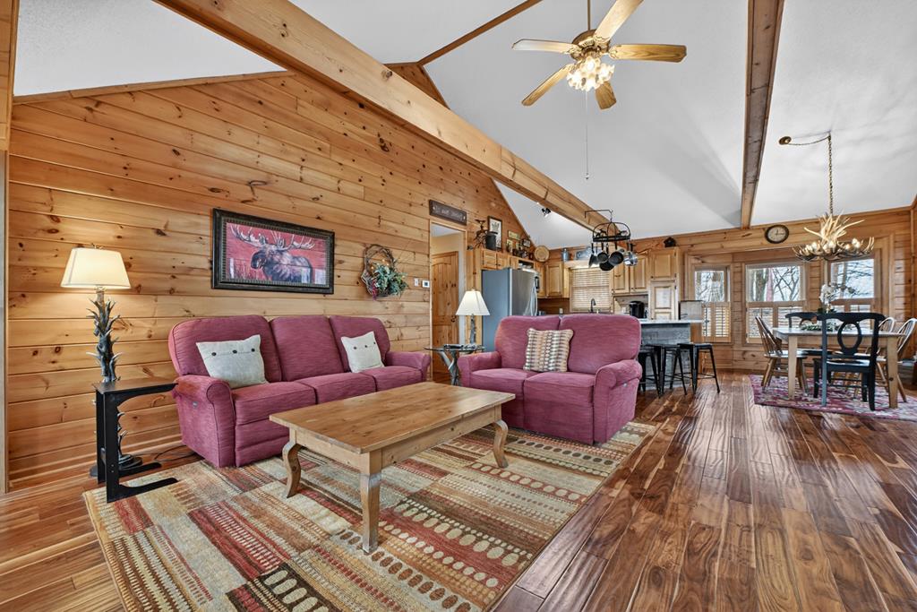 Ellijay, Georgia, 30536, United States, 4 Bedrooms Bedrooms, ,3 BathroomsBathrooms,Residential,For Sale,2003227