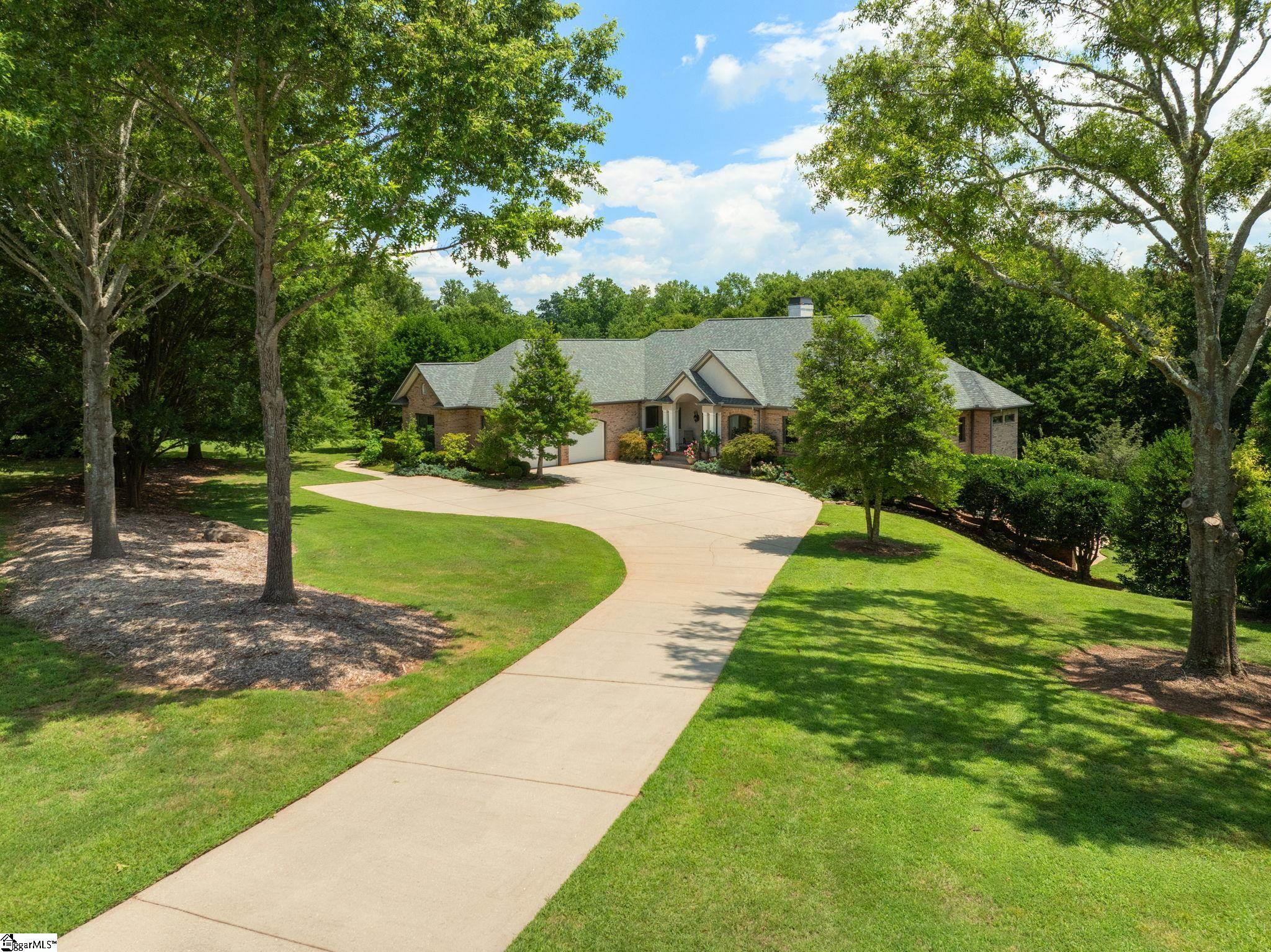 Simpsonville, South Carolina, 29681, United States, 4 Bedrooms Bedrooms, ,4 BathroomsBathrooms,Residential,For Sale,1901153