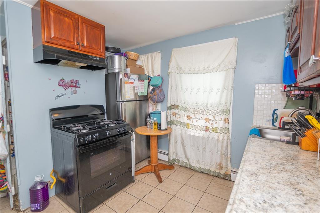Providence, Rhode Island, 02907, United States, 9 Bedrooms Bedrooms, ,3 BathroomsBathrooms,Residential,For Sale,1931213
