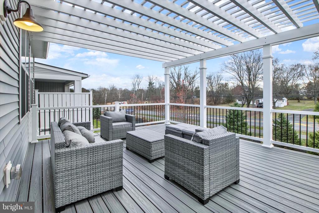 Doylestown, Pennsylvania, 18901, United States, 3 Bedrooms Bedrooms, ,3 BathroomsBathrooms,Residential,For Sale,1993457