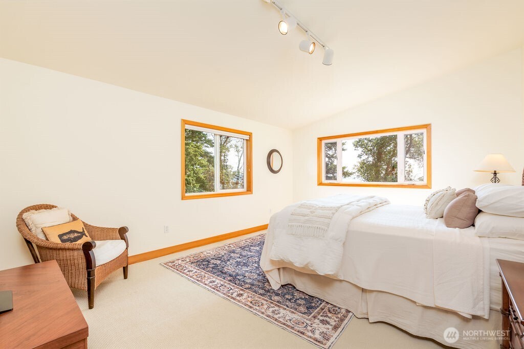 Hat Island, Washington, 98206, United States, 3 Bedrooms Bedrooms, ,1 BathroomBathrooms,Residential,For Sale,1974071