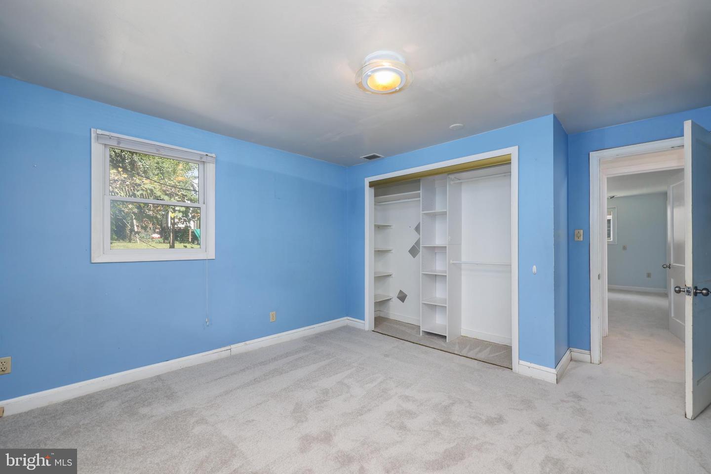 Falls Church, Virginia, 22042, United States, 5 Bedrooms Bedrooms, ,2 BathroomsBathrooms,Residential,For Sale,1932563