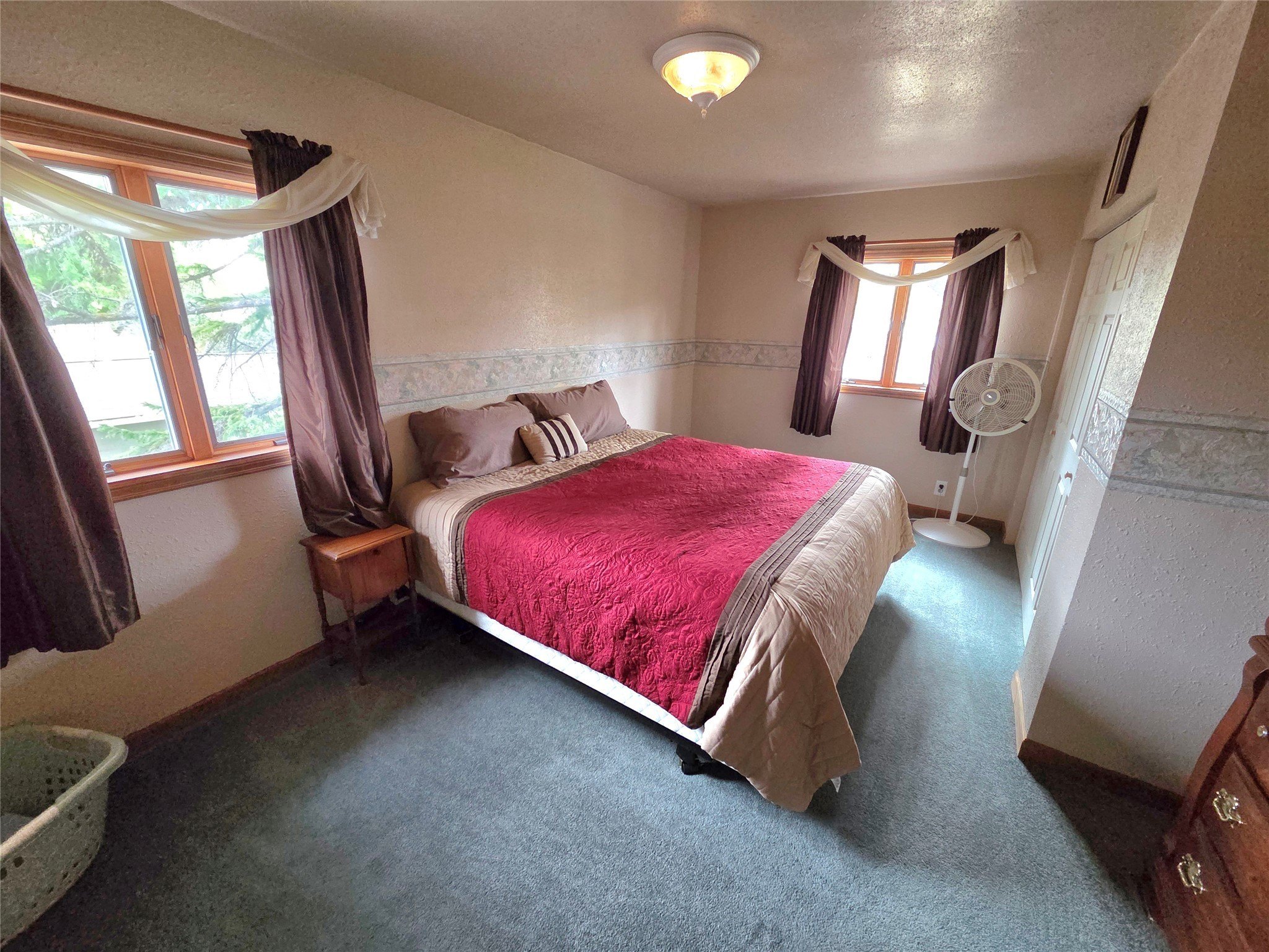 Great Falls, Montana, 59404, United States, 5 Bedrooms Bedrooms, ,3 BathroomsBathrooms,Residential,For Sale,1984252