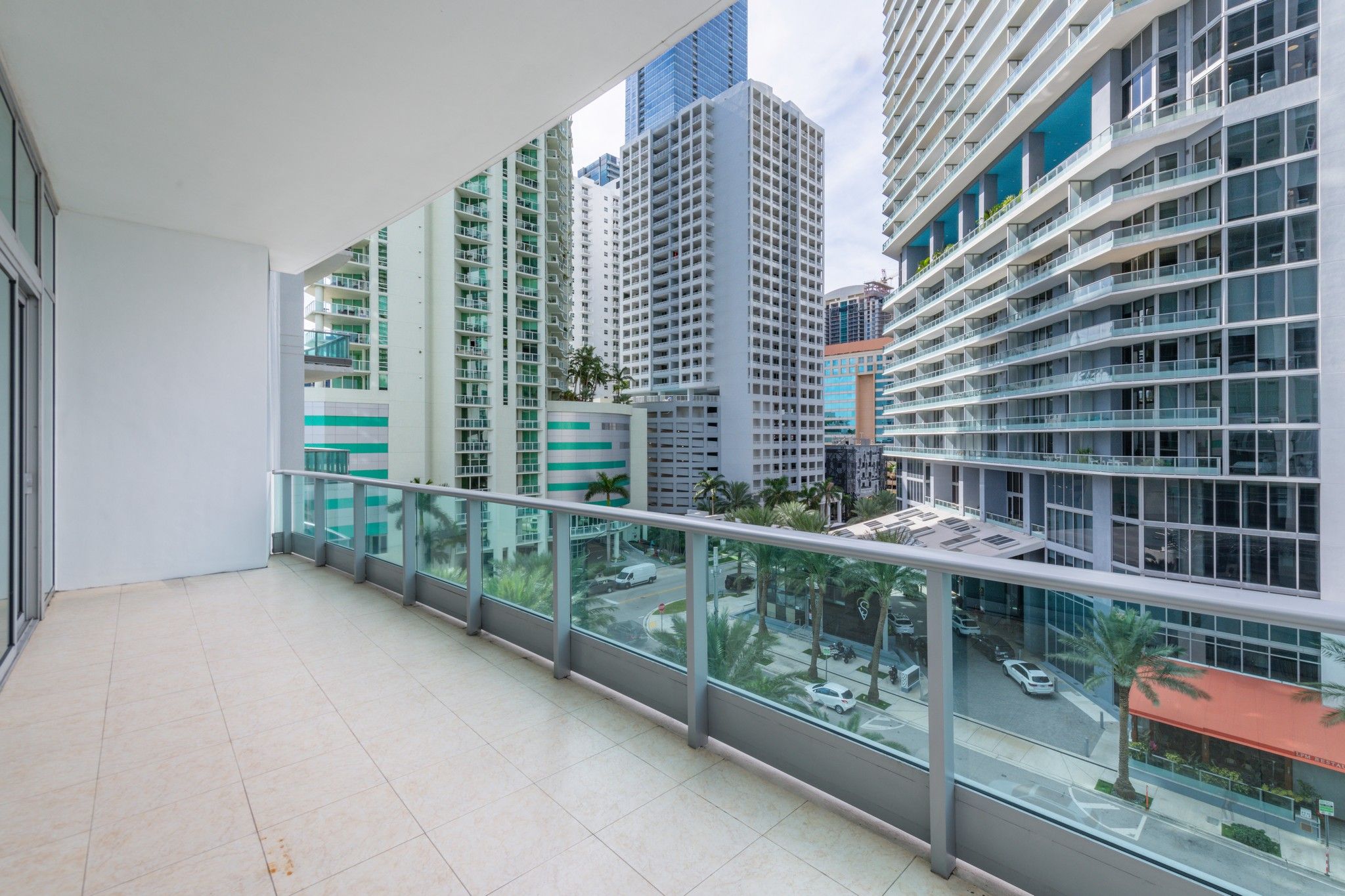  1331 Brickell Bay Dr, Miami, FL, 33131 - 物件實景