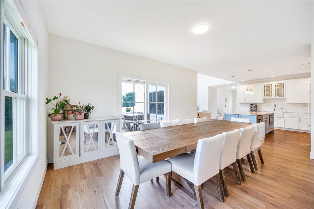 East Moriches, New York, 11940, United States, 4 Bedrooms Bedrooms, ,3 BathroomsBathrooms,Residential,For Sale,1901404