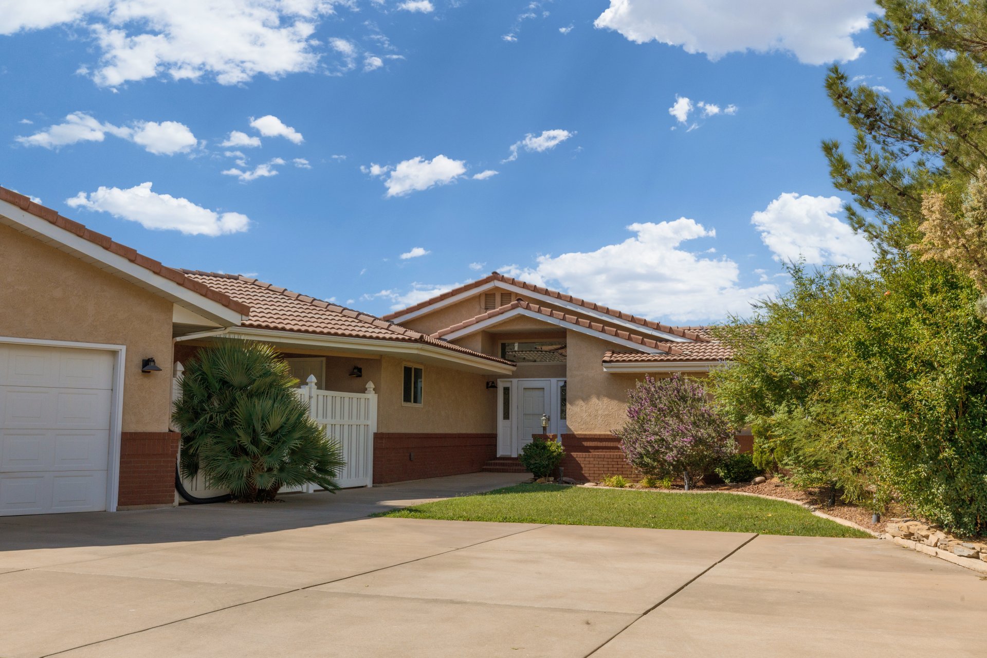 San Juan Cir, Saint George, UT 84790