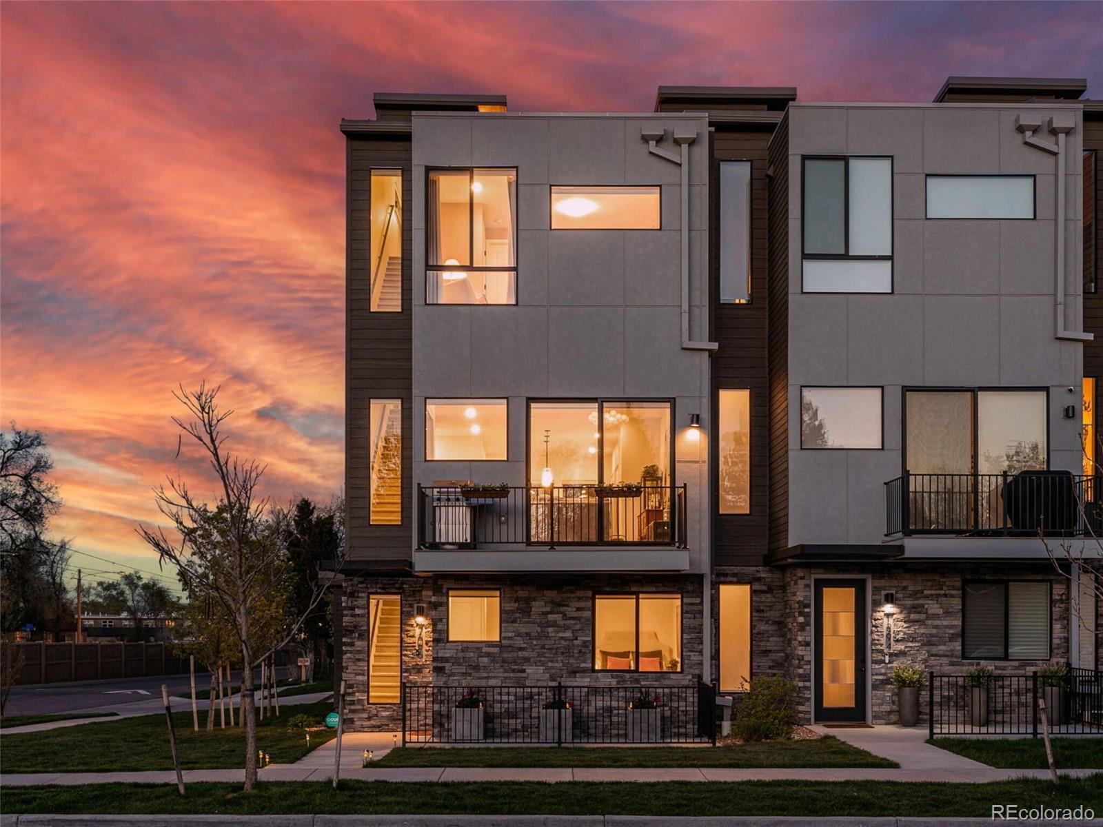 Lakewood, Colorado, 80214, United States, 3 Bedrooms Bedrooms, ,3 BathroomsBathrooms,Residential,For Sale,1866622