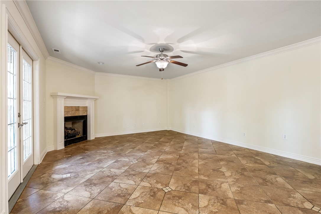 Bella Vista, Arkansas, 72714, United States, 4 Bedrooms Bedrooms, ,3 BathroomsBathrooms,Residential,For Sale,1916818