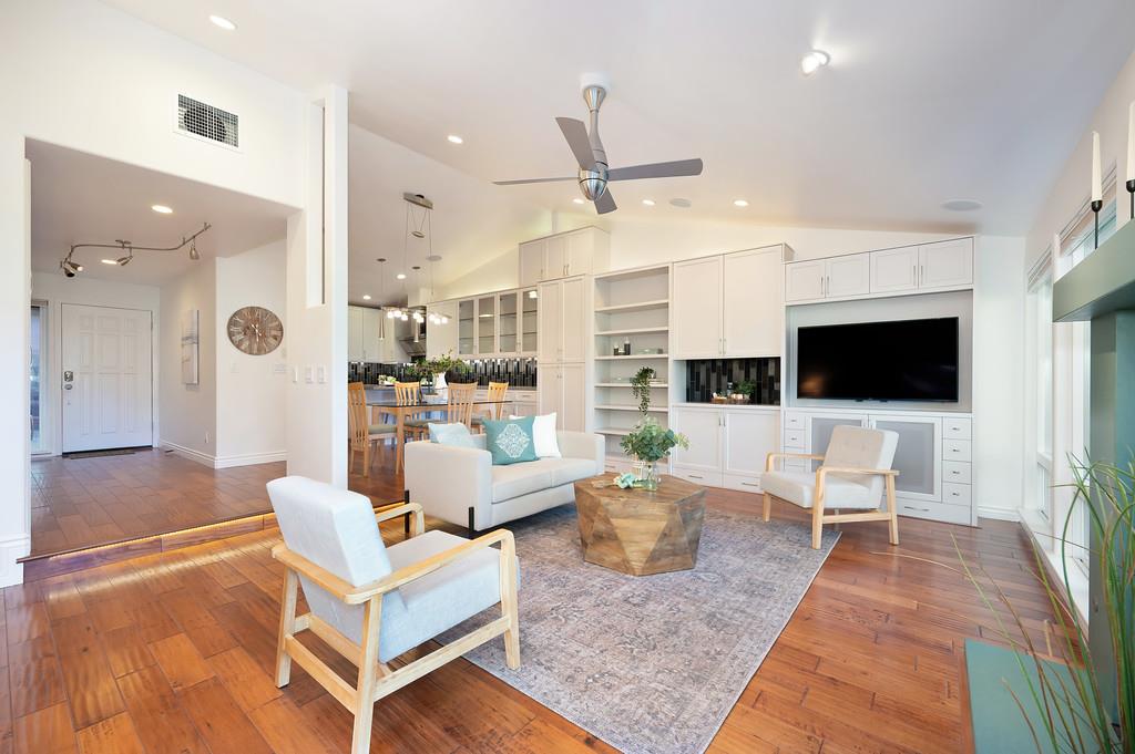 El Macero, California, 95618, United States, 2 Bedrooms Bedrooms, ,2 BathroomsBathrooms,Residential,For Sale,1989301