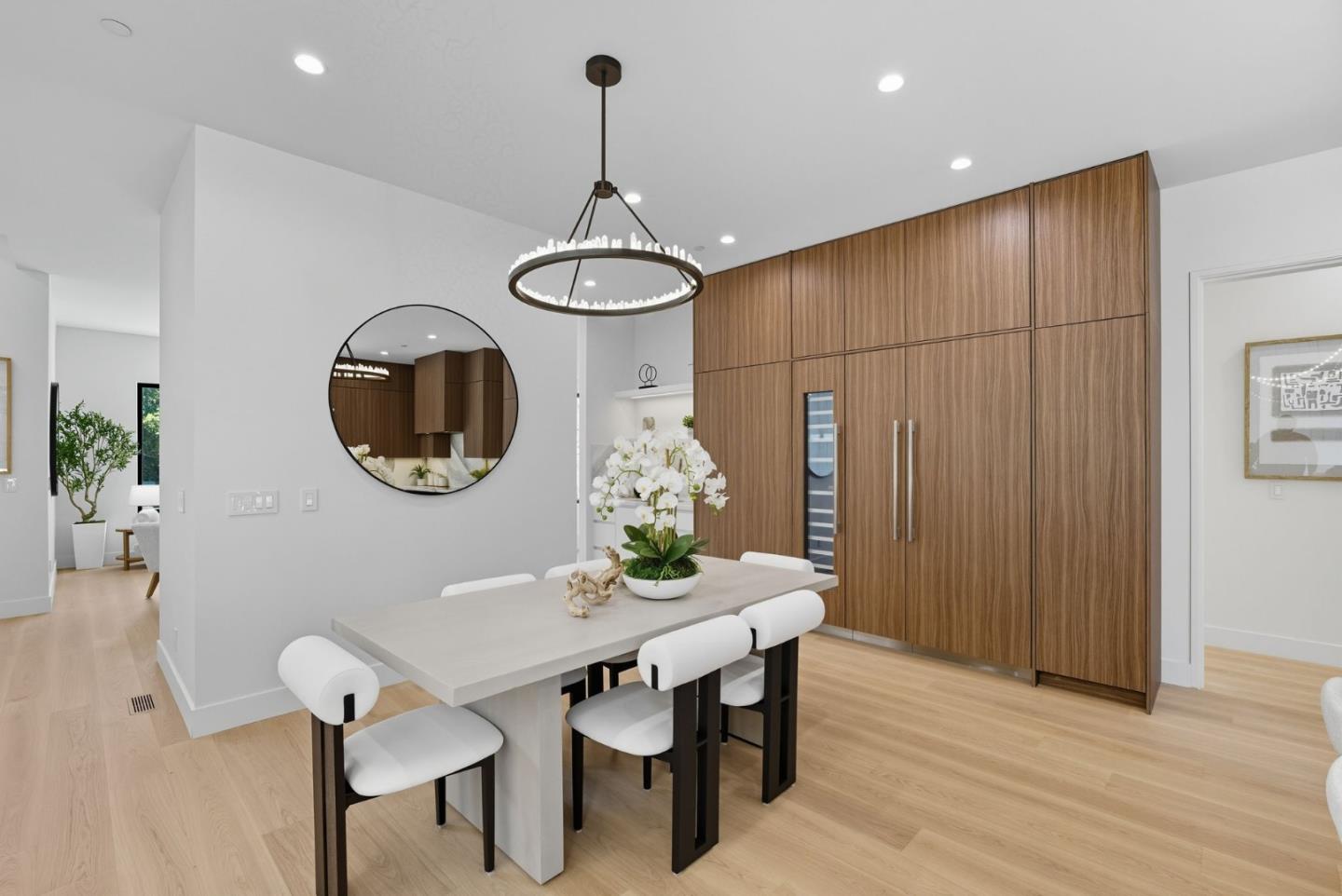 Menlo Park, California, 94025, United States, 6 Bedrooms Bedrooms, ,7 BathroomsBathrooms,Residential,For Sale,1947482