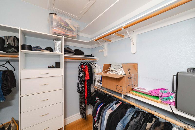 Kingman, Arizona, 86401, United States, 3 Bedrooms Bedrooms, ,2 BathroomsBathrooms,Residential,For Sale,1980873