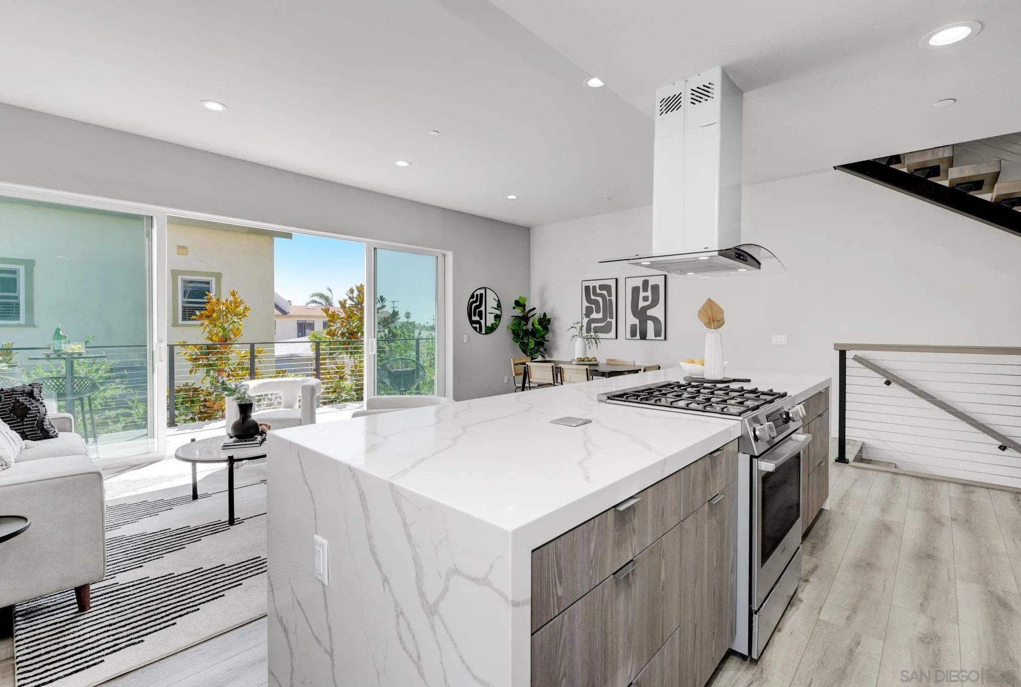San Diego, California, 92104, United States, 3 Bedrooms Bedrooms, ,3 BathroomsBathrooms,Residential,For Sale,1942176