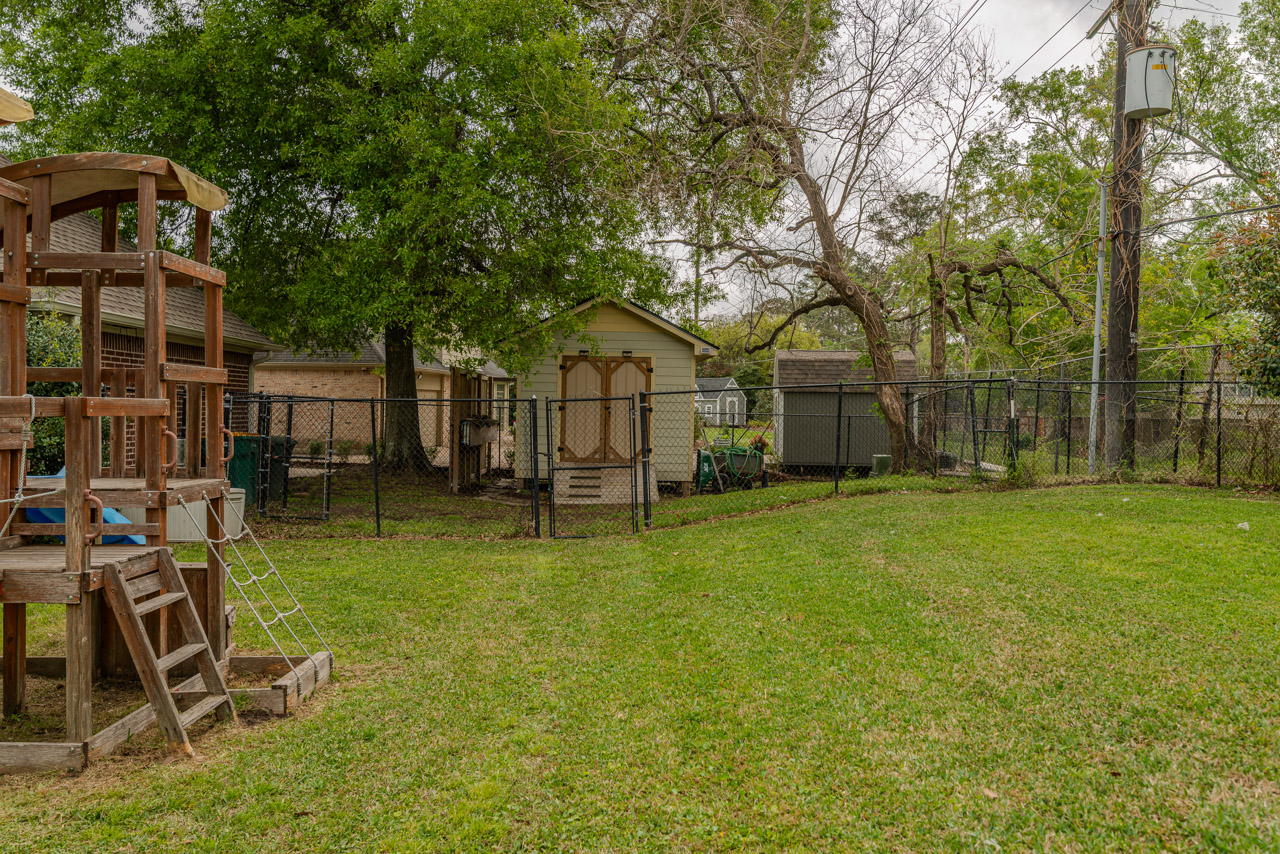 Beaumont, Texas, 77706, United States, 5 Bedrooms Bedrooms, ,4 BathroomsBathrooms,Residential,For Sale,1892171