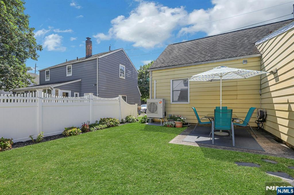 Fair Lawn, New Jersey, 07410, United States, 4 Bedrooms Bedrooms, ,2 BathroomsBathrooms,Residential,For Sale,1940655