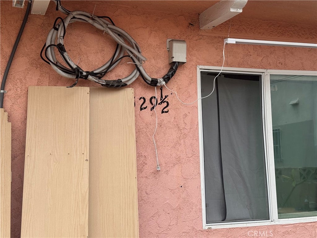 Los Angeles, California, 90037, United States, ,Residential,For Sale,2006199