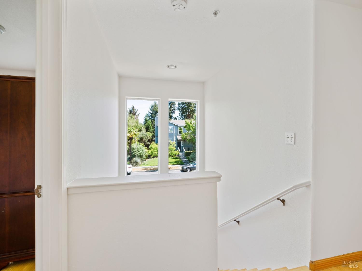 Napa, California, 94558, United States, 4 Bedrooms Bedrooms, ,3 BathroomsBathrooms,Residential,For Sale,1827773