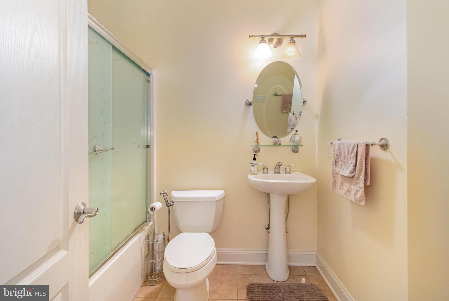 Mechanicsburg, Pennsylvania, 17055, United States, 5 Bedrooms Bedrooms, ,5 BathroomsBathrooms,Residential,For Sale,1926512