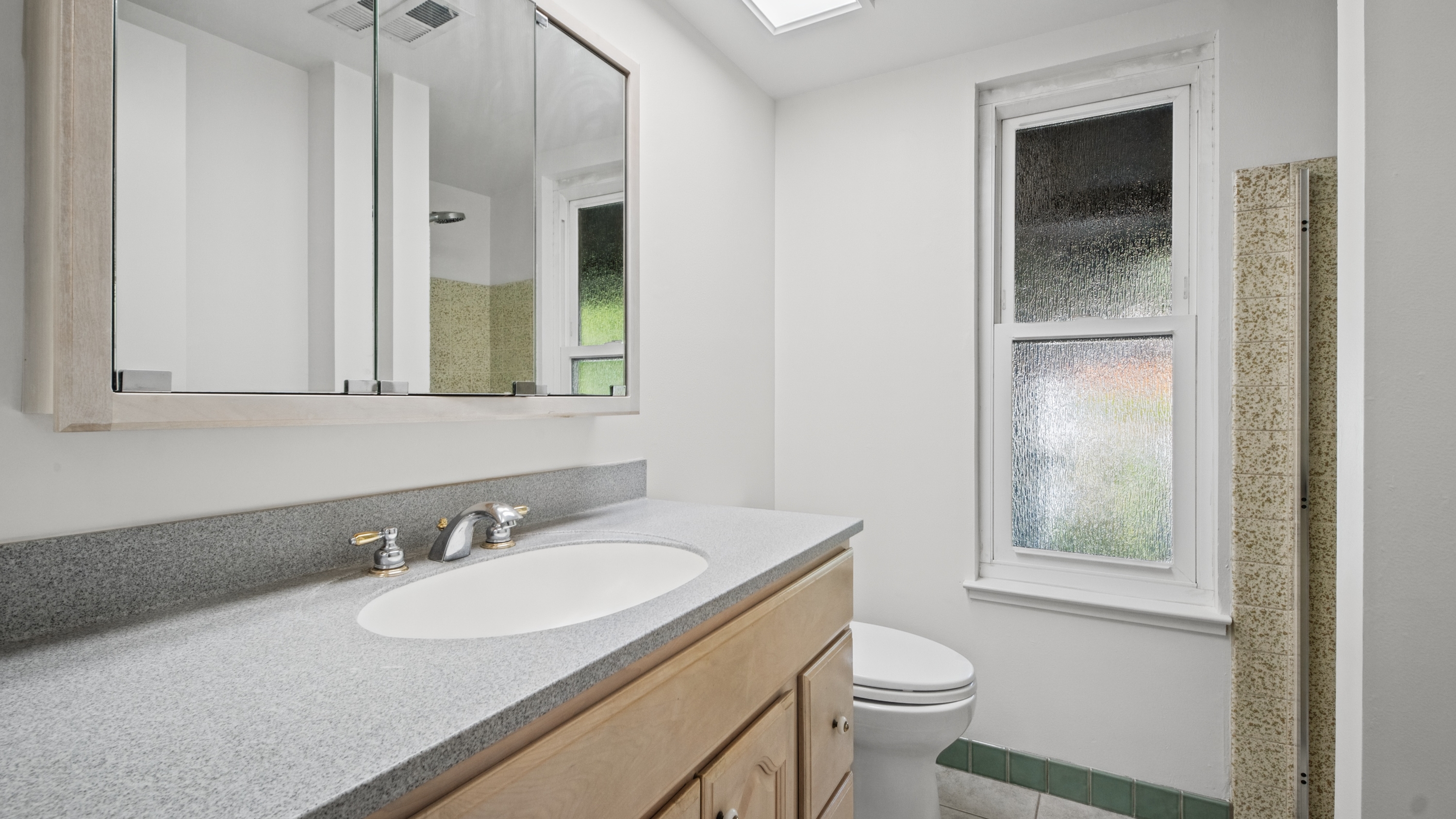  Spacious Mont Marin Contemporary with Open Space Views - 物件實景