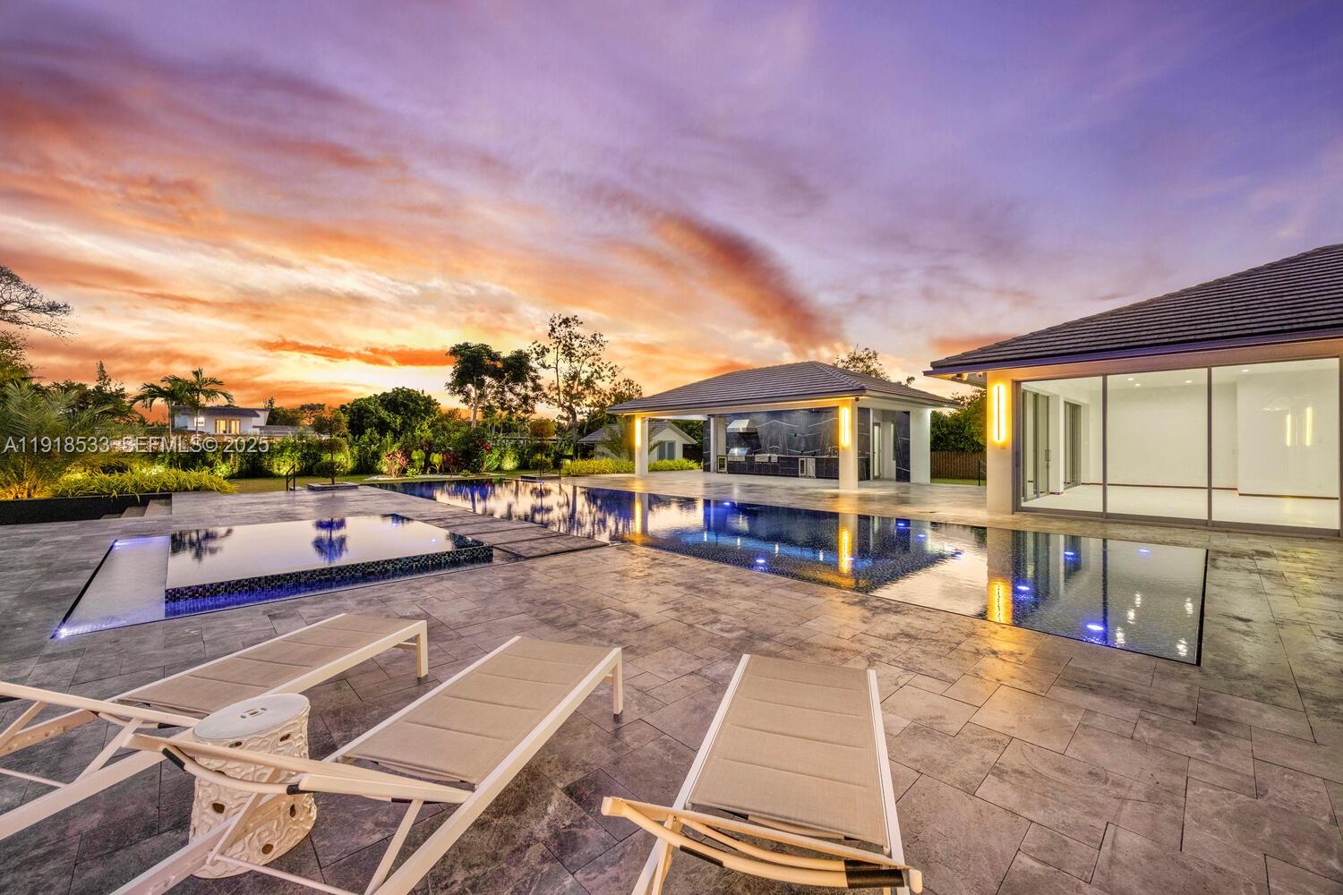 Miami, Florida, 33173, United States, 6 Bedrooms Bedrooms, ,7 BathroomsBathrooms,Residential,For Sale,2001798