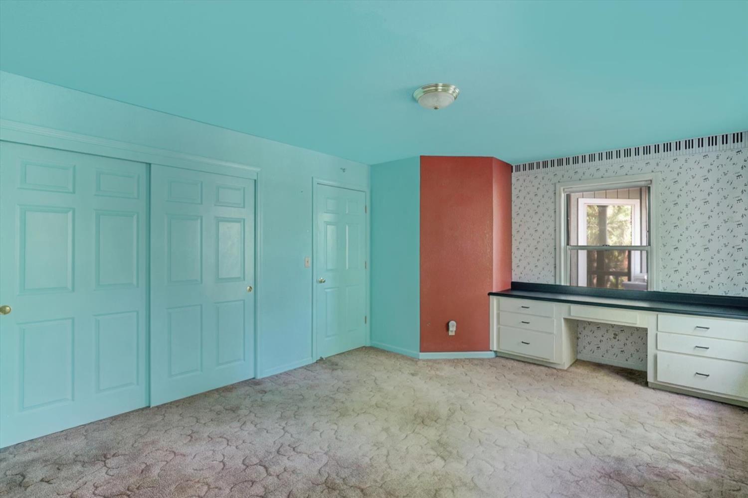 Nevada City, California, 95959, United States, 4 Bedrooms Bedrooms, ,3 BathroomsBathrooms,Residential,For Sale,1942290