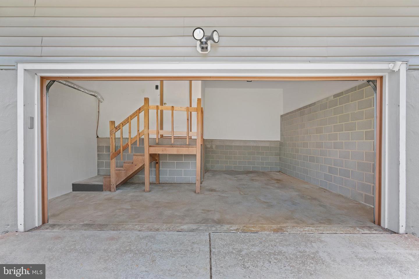 Annapolis, Maryland, 21409, United States, 3 Bedrooms Bedrooms, ,3 BathroomsBathrooms,Residential,For Sale,1988128