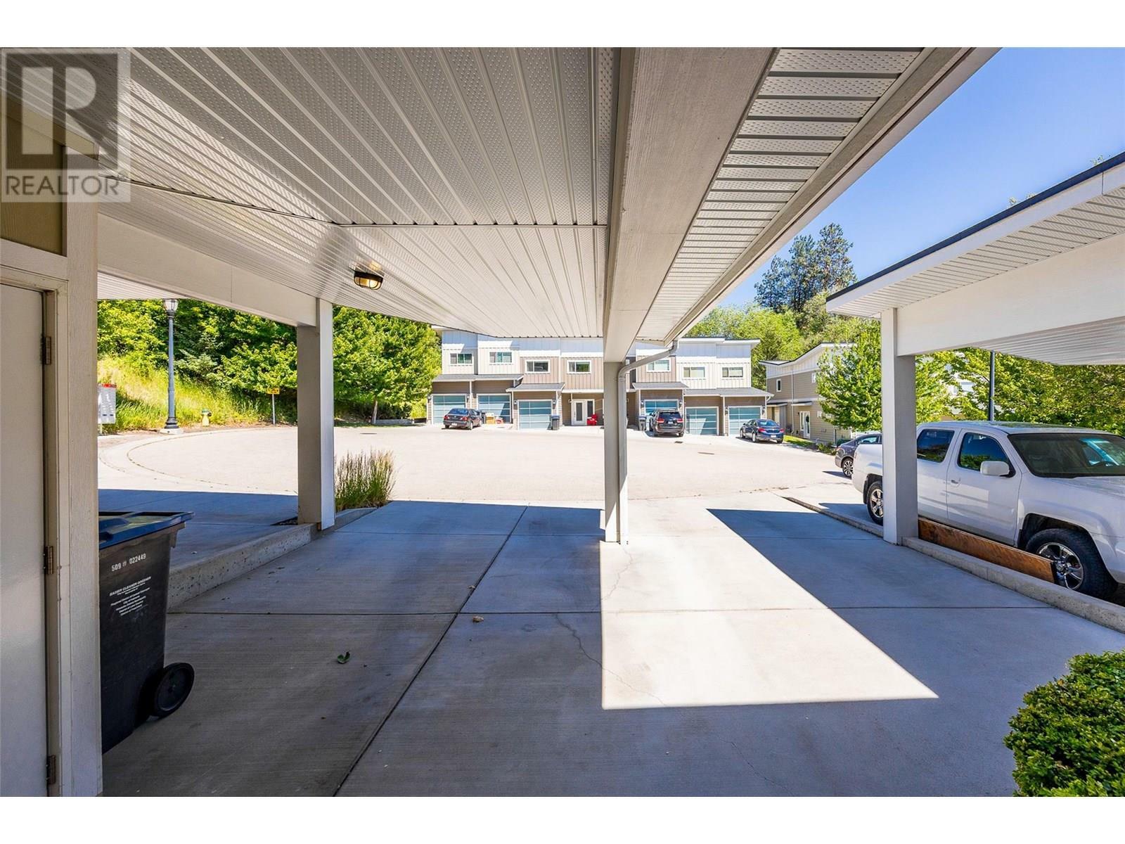 KELOWNA, British Columbia, V1Y 1N1, CA, 2 Bedrooms Bedrooms, ,1 BathroomBathrooms,Residential,For Sale,1859956