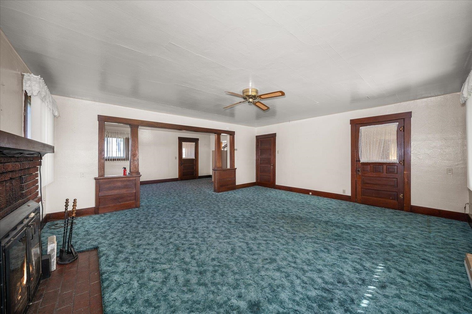 Rosalia, Washington, 99170, United States, 3 Bedrooms Bedrooms, ,2 BathroomsBathrooms,Residential,For Sale,1943009