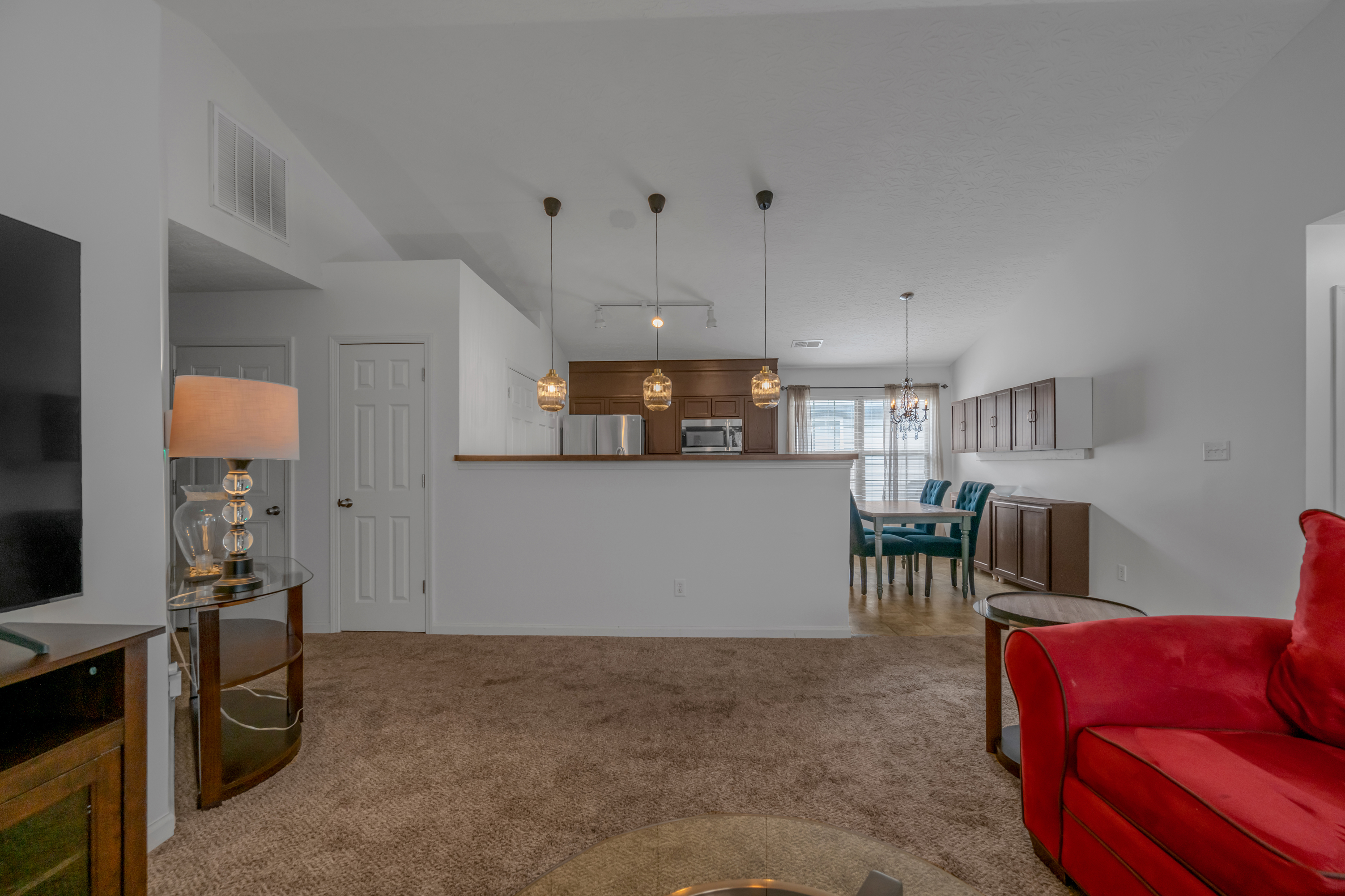  944 Winding Oak Trail - 物件實景