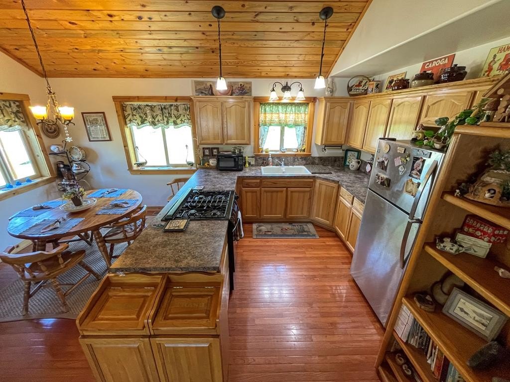 Kamiah, Idaho, 83536, United States, 3 Bedrooms Bedrooms, ,2 BathroomsBathrooms,Residential,For Sale,1765427