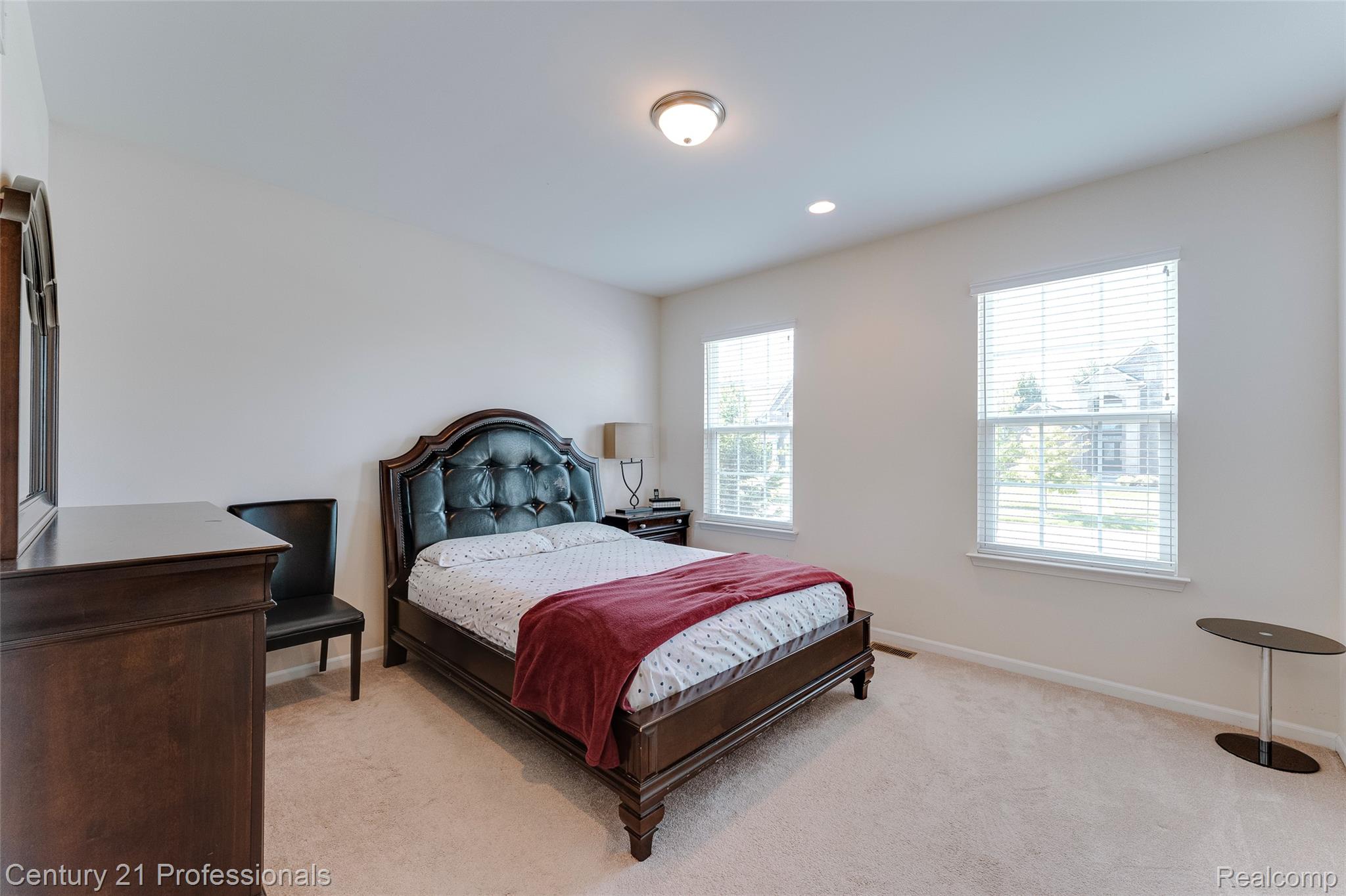Canton, Michigan, 48187, United States, 5 Bedrooms Bedrooms, ,6 BathroomsBathrooms,Residential,For Sale,1908049