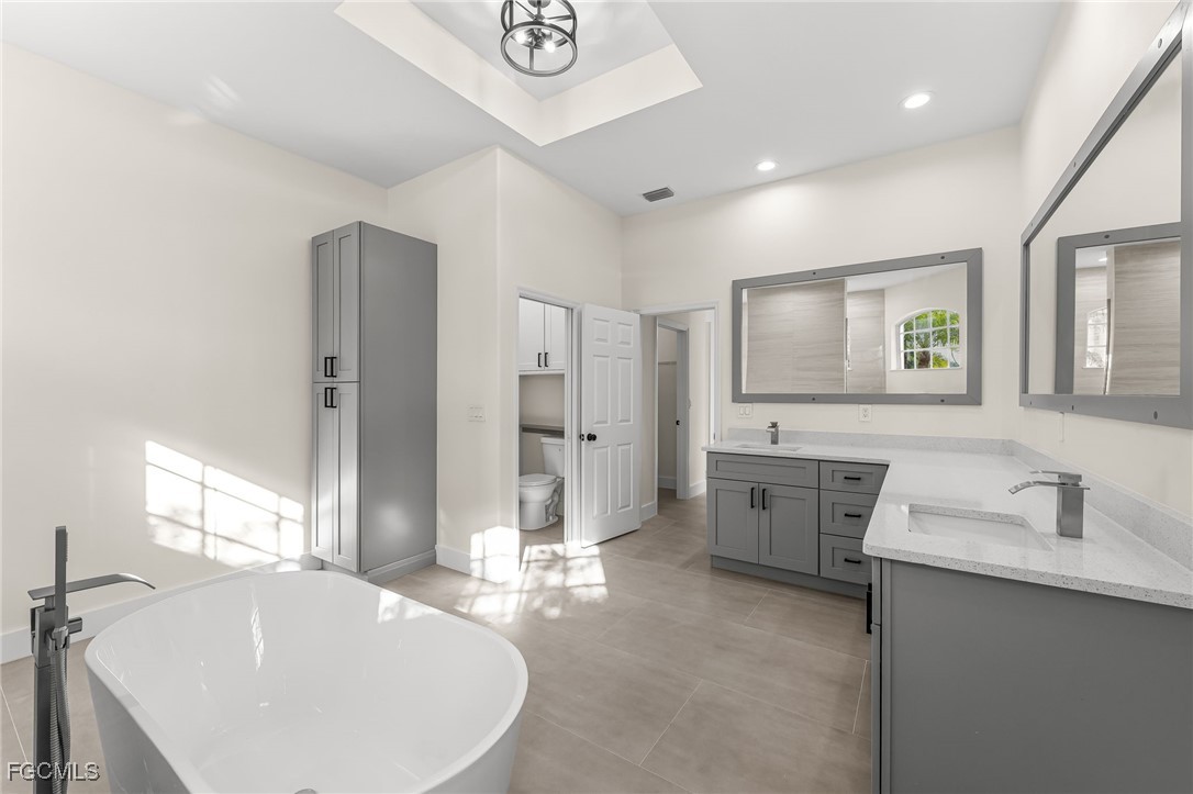 Cape Coral, Florida, 33914, United States, 3 Bedrooms Bedrooms, ,2 BathroomsBathrooms,Residential,For Sale,1984616