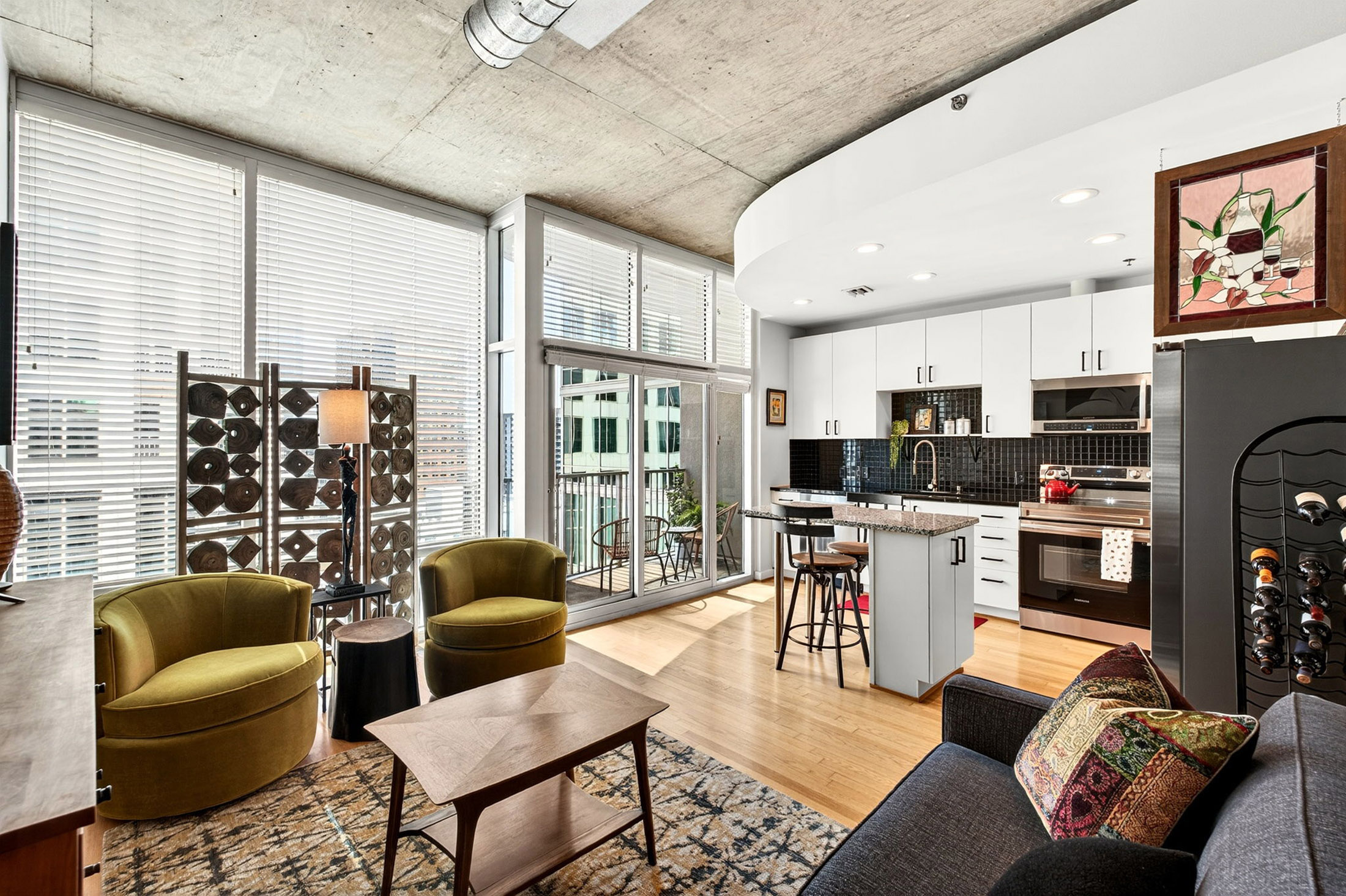  Light-filled Condo Perched Above Peachtree Street in Midtown - 物件實景