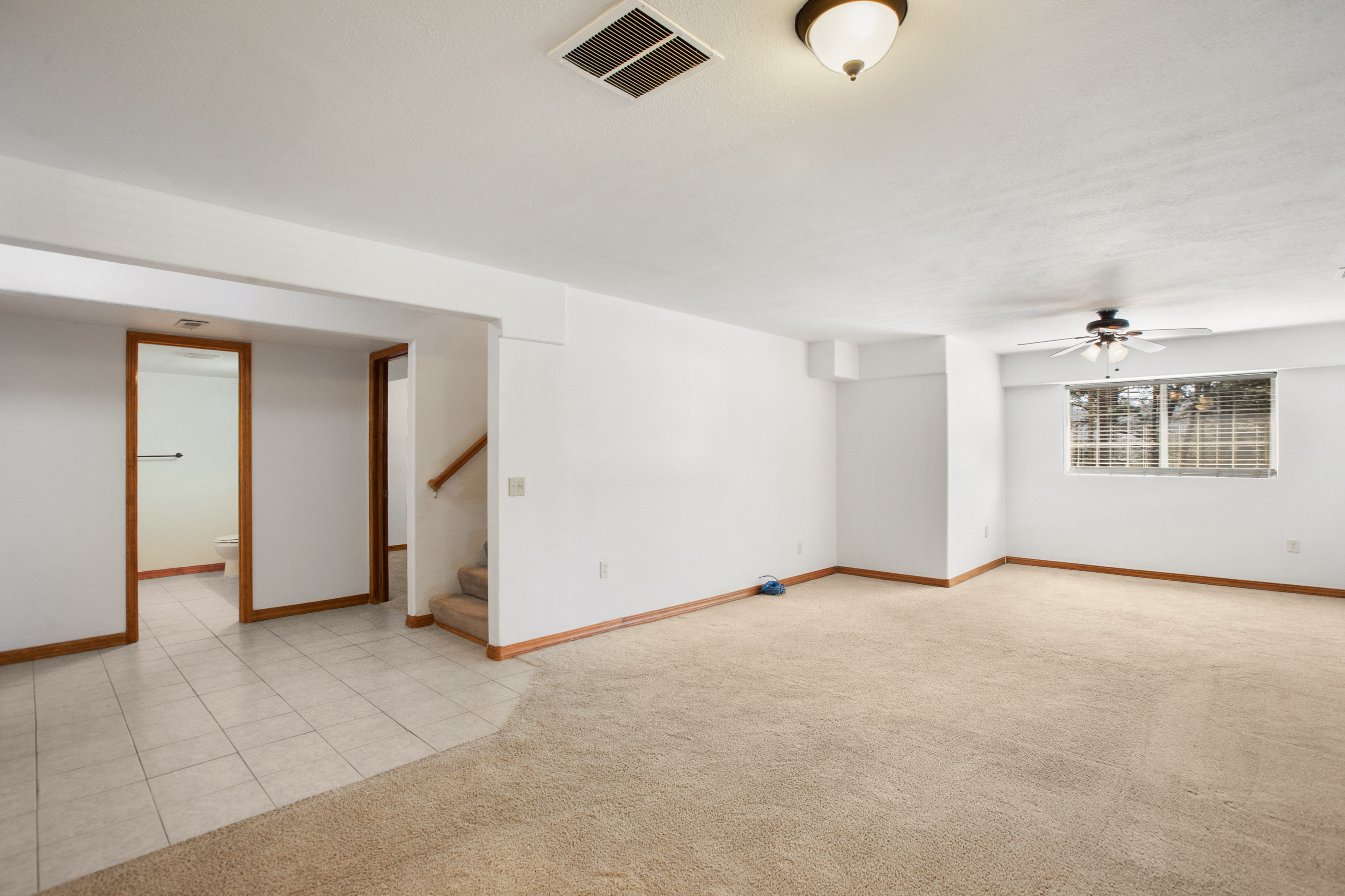 Woodland Park, Colorado, 80863, United States, 3 Bedrooms Bedrooms, ,3 BathroomsBathrooms,Residential,For Sale,1966614