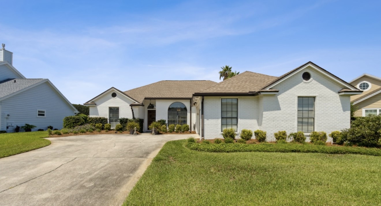 Fernandina Beach, Florida, 32034, United States, 3 Bedrooms Bedrooms, ,2 BathroomsBathrooms,Residential,For Sale,1935646