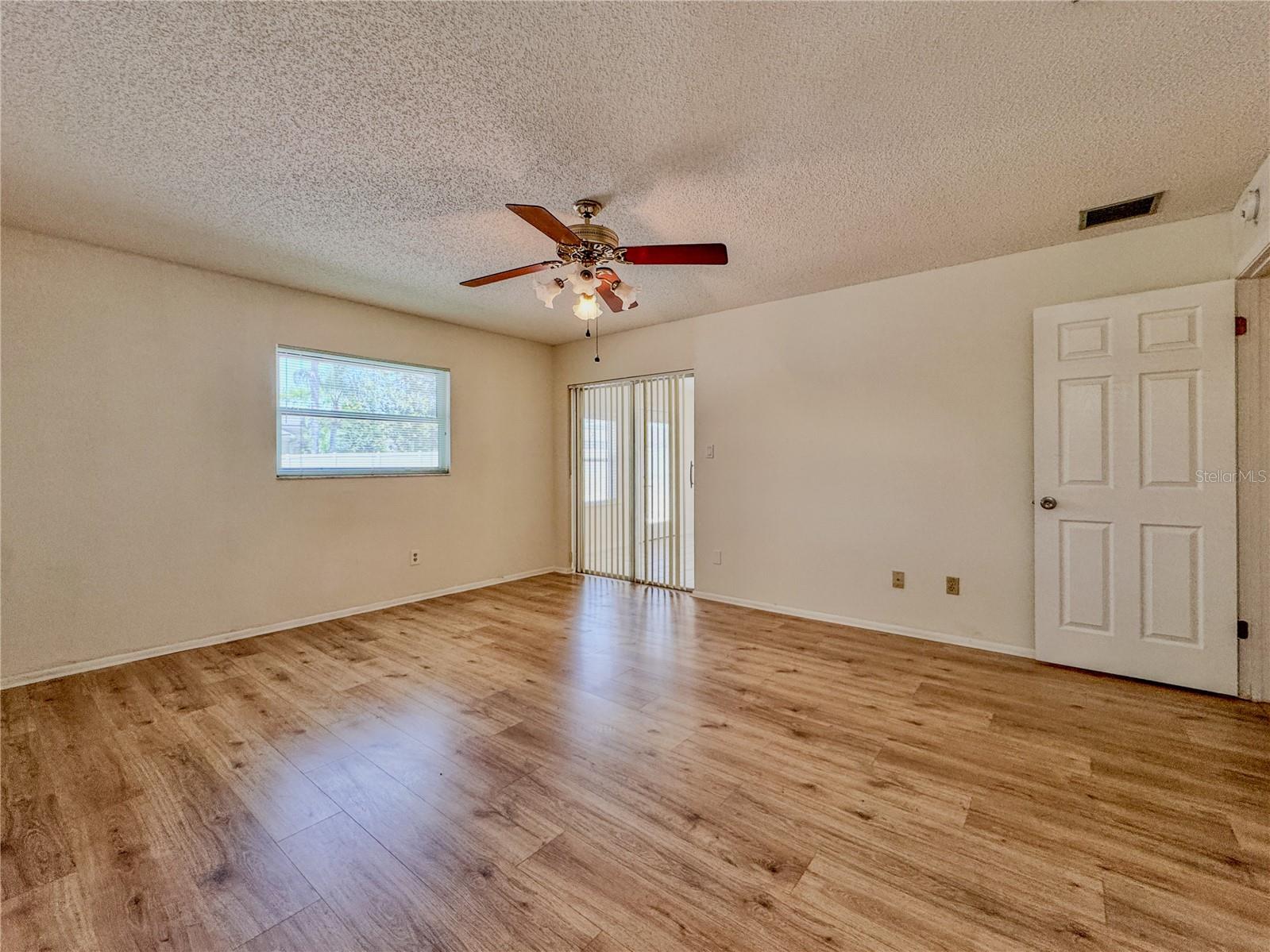 WINTER PARK, Florida, 32792, United States, 4 Bedrooms Bedrooms, ,2 BathroomsBathrooms,Residential,For Sale,1850875
