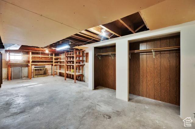 Bountiful, Utah, 84010, United States, 6 Bedrooms Bedrooms, ,2 BathroomsBathrooms,Residential,For Sale,1979847