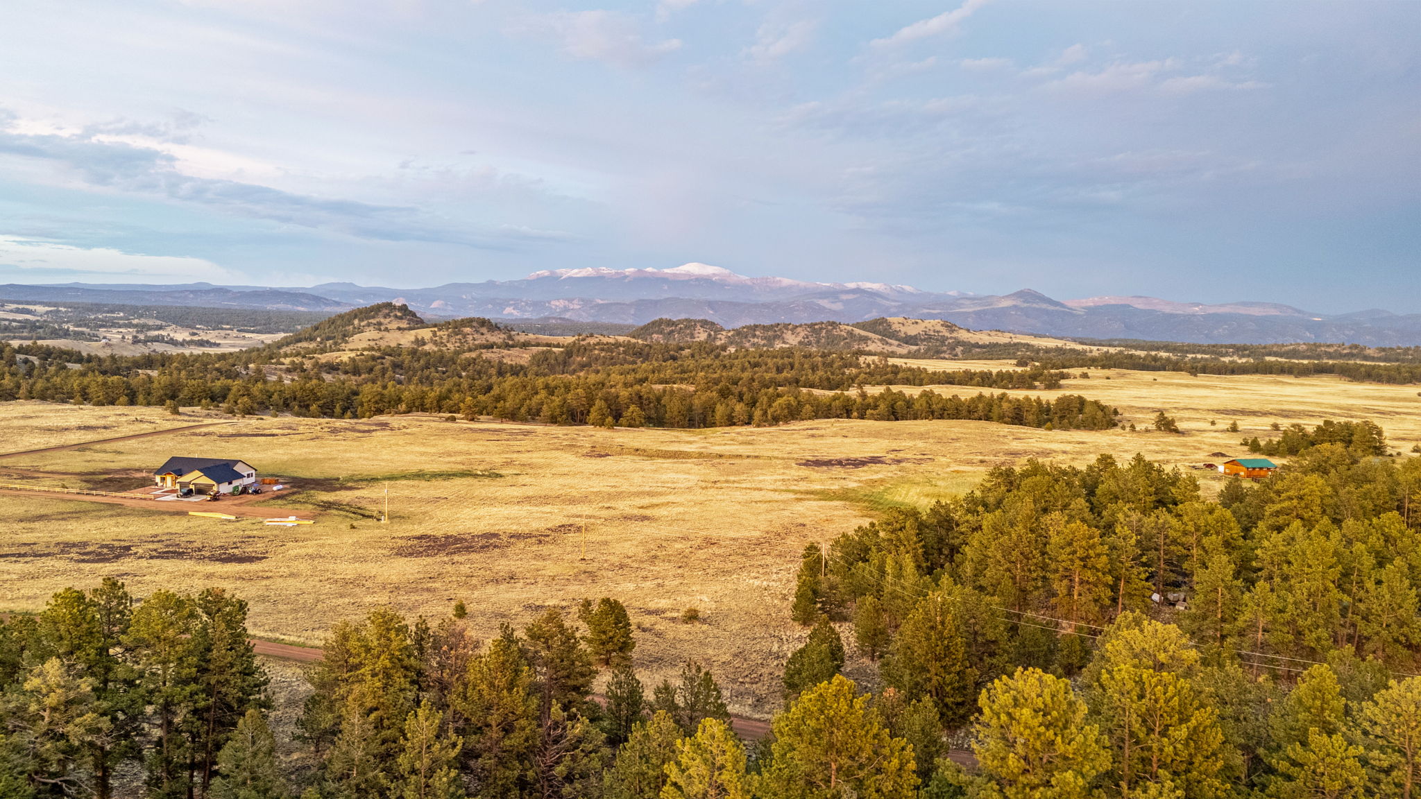 Guffey, Colorado, 80820, United States, 3 Bedrooms Bedrooms, ,2 BathroomsBathrooms,Residential,For Sale,1847309