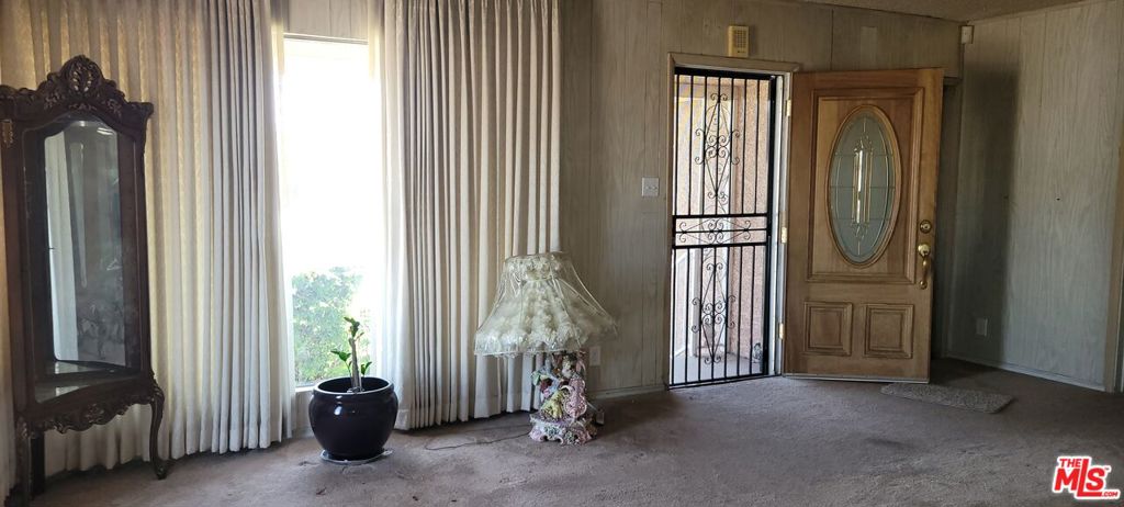 Compton, California, 90220, United States, 3 Bedrooms Bedrooms, ,1 BathroomBathrooms,Residential,For Sale,1846005