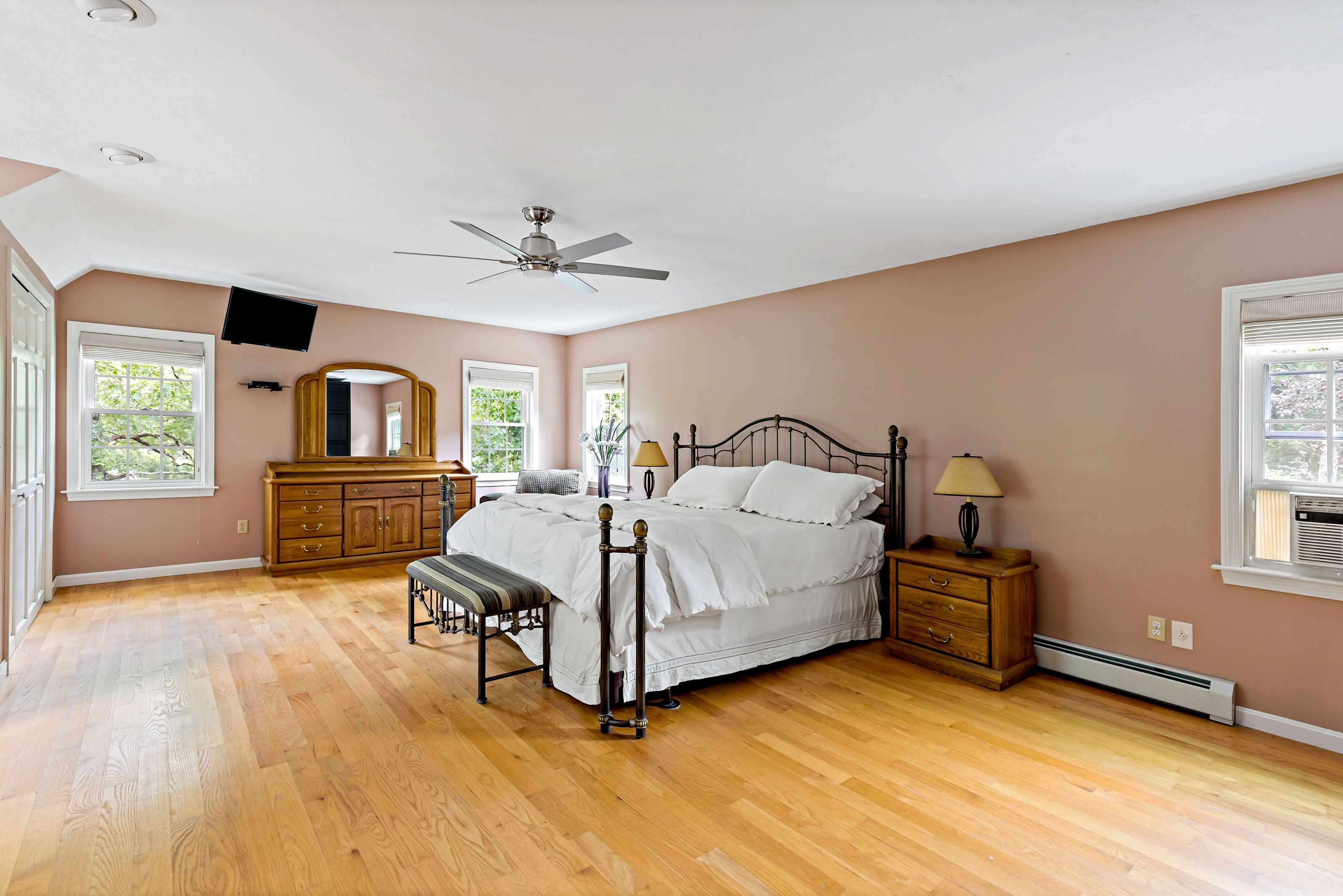  195 Bournehurst Drive, Plymouth, MA, 02360 - 物件實景