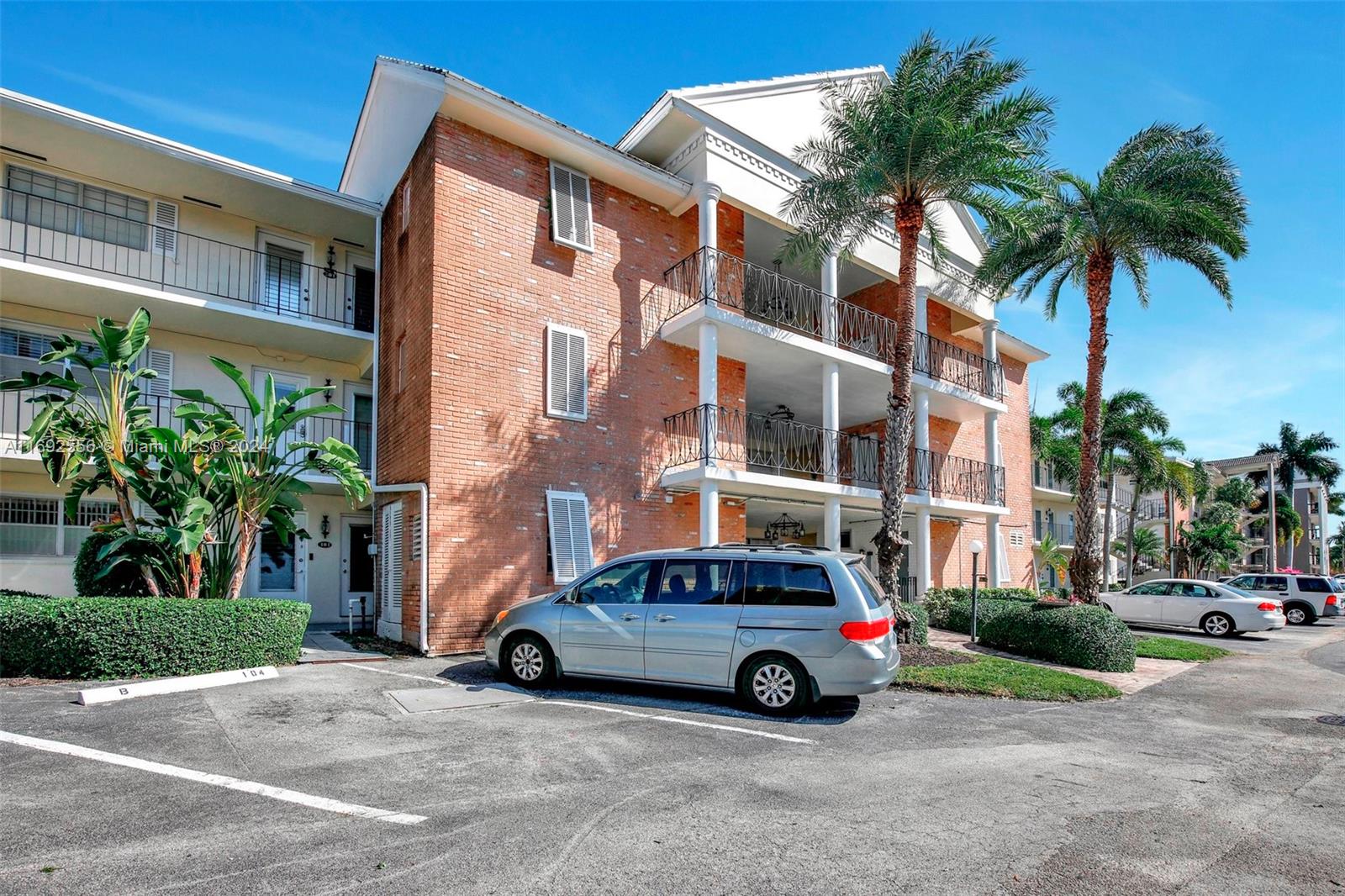 450 Paradise Isle Blvd Unit 307 and 308, Hallandale Beach, Florida, 33009, United States, 2 Bedrooms Bedrooms, ,2 BathroomsBathrooms,Residential,For Sale,450 Paradise Isle Blvd Unit 307 and 308,1658678